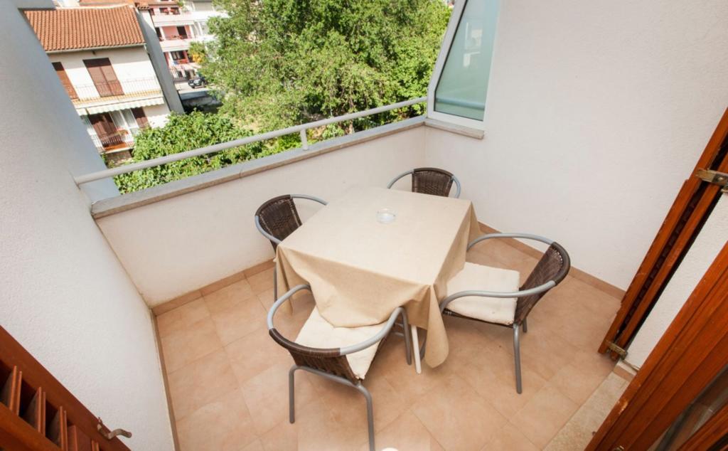 Apartments Hrvatin Rovinj Bagian luar foto